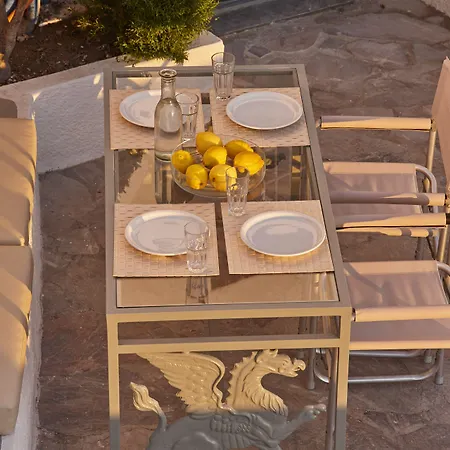 Nautilus 빌라 피로스테파니