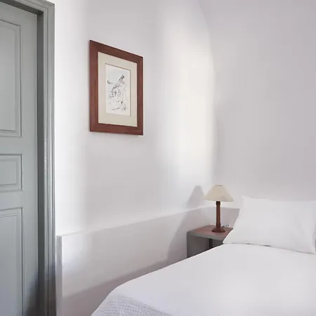 Nautilus Villa Firostefani