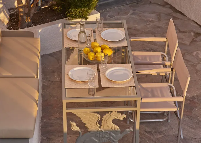 Nautilus Villa Firostefani