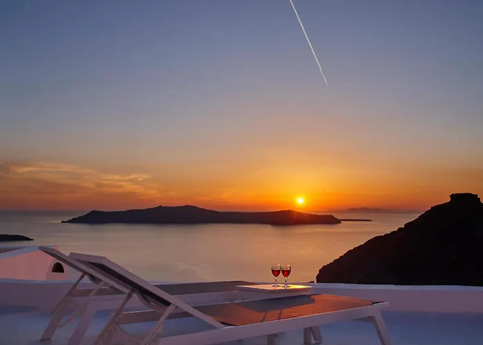 Nautilus Vila Firostefani